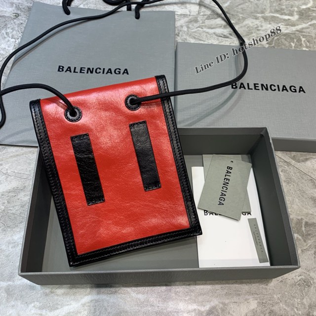 Balenciaga專櫃爆款小挎包 巴黎世家褶皺皮手機包 fyj1485